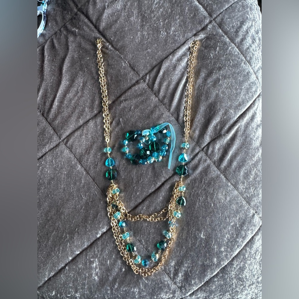 Vintage Antique Glass Crystal Blue And Gold Necklace and Bracelet Set